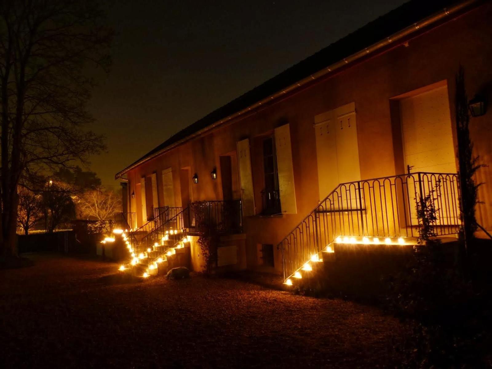 Ferienwohnung Les Communs Du Manoir Écully Zimmer foto