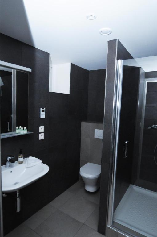 Ferienwohnung Les Communs Du Manoir Écully Zimmer foto