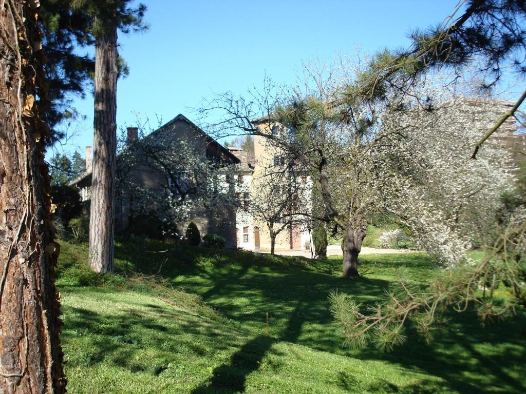 Ferienwohnung Les Communs Du Manoir Écully Exterior foto